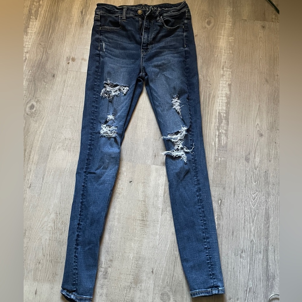 American eagle ripped skinny jeans